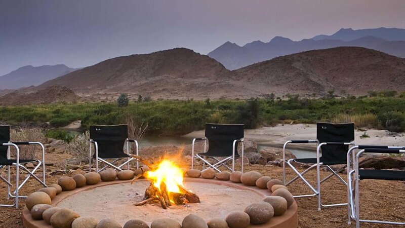 Namibie-Kaokoland-Okahirongo River Camp-kampvuur