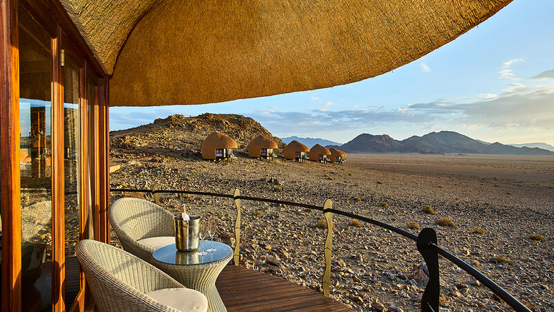 Namibië-Sossusvlei-Desert Hills Lodge-kamer-terras