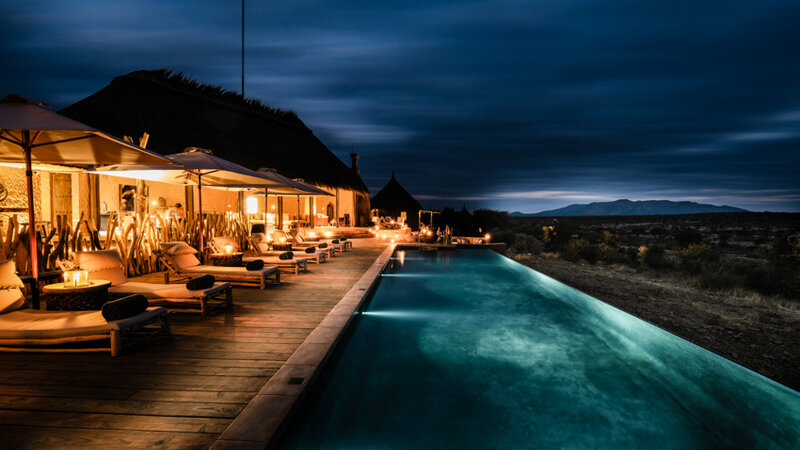 Namibie-Windhoek-hotel-Omaanda-Zwembad-nacht