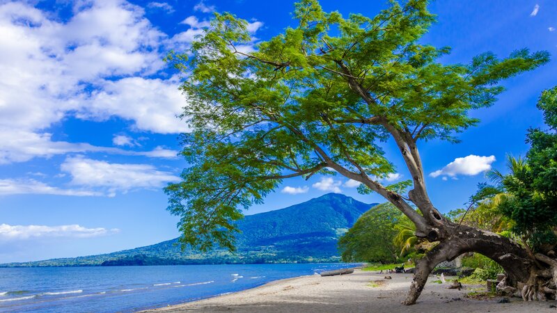 Nicaragua - Island Ometepe - vulcano