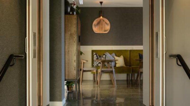 Nieuw-Zeeland-Marlborough-Hotels-14th Lane Urban Hotel-lounge ingang
