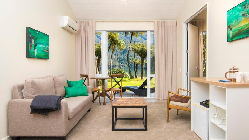 Nieuw-Zeeland-Marlborough-Hotels-Furneaux Lodge-cottage-deluxe suite 2