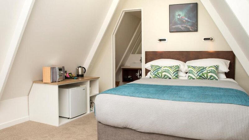 Nieuw-Zeeland-Marlborough-Hotels-Punga Cove Resort-chalet 2