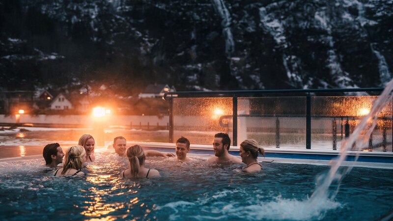 Noorwegen-Fjord-Noorwegen-Hotel-Union-Geiranger-zwembad