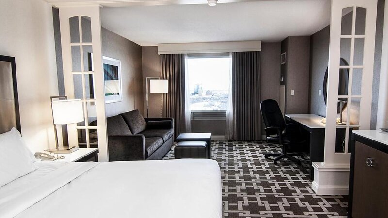 Oost-Canada-Niagara-Falls-Hilton-Fallsview-Hotel-Suites-kamer-2