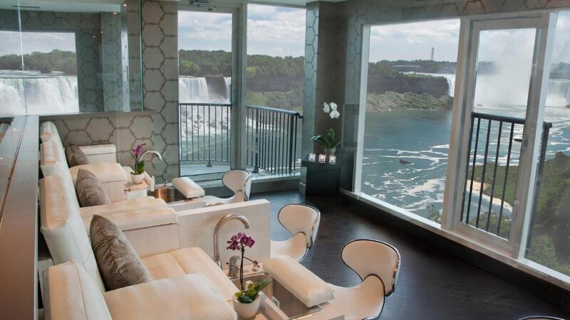 Oost-Canada-Niagara-Falls-Sheraton-Fallsview-Hotel-sparuimte