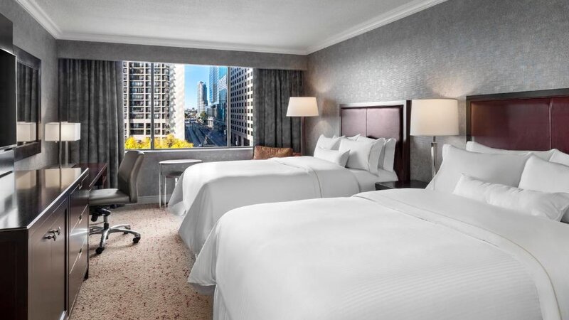 Oost-Canada-Toronto-The-Westin-Harbour-Castle-Toronto-twin-room