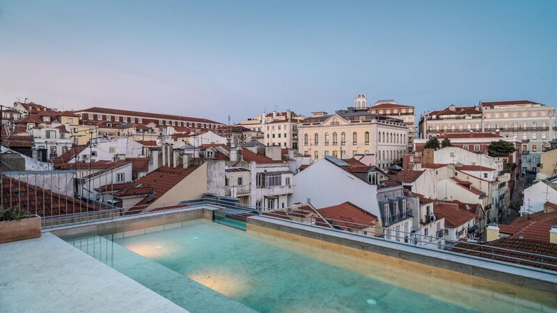 Portugal-Lissabon-Hotel-Verride-Palacio-zwembad-2