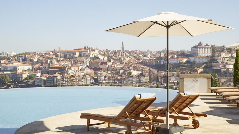 Portugal-Porto-Hotel-The-Yeatman-zwembad