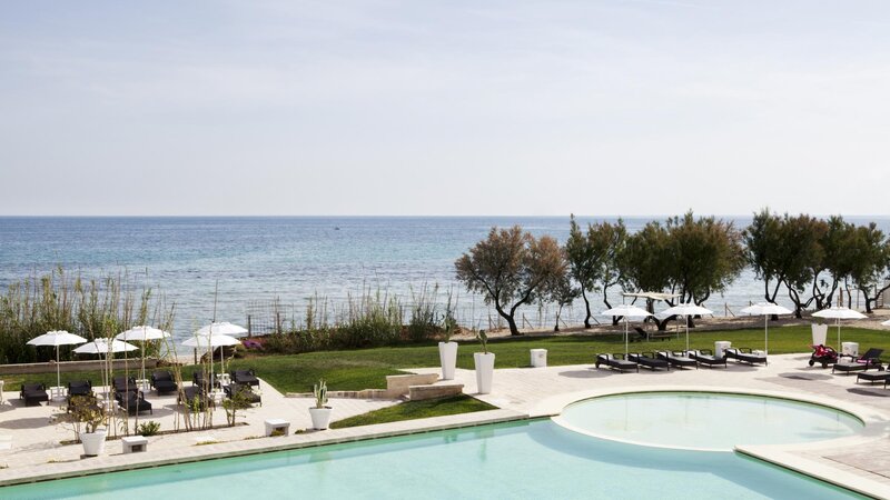 Puglia-Adriatische-kust-Canne Bianche Lifestyle Resort-zwembad