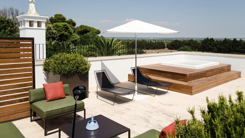 Puglia-Ionische-kust-Masseria-Bagnara-Resort-&-Spa-pool-suite