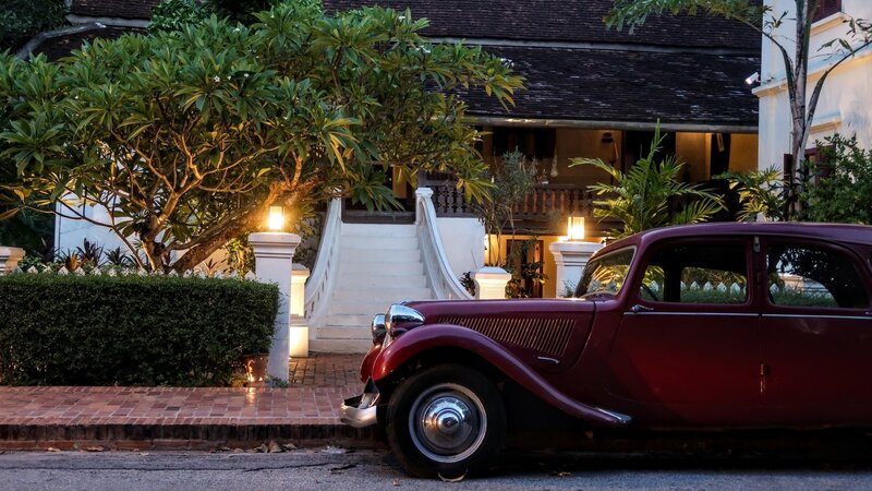 rsz_laos-luang-prabang-vintage-car