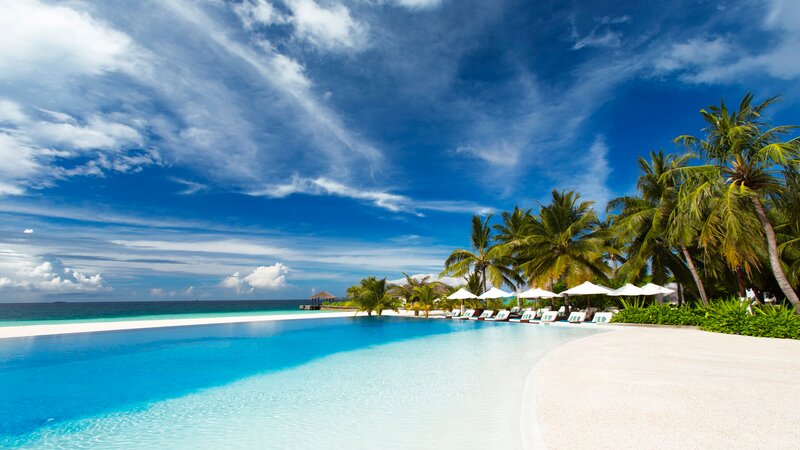 rsz_malediven-south-malé-atoll-velassaru-zwembad
