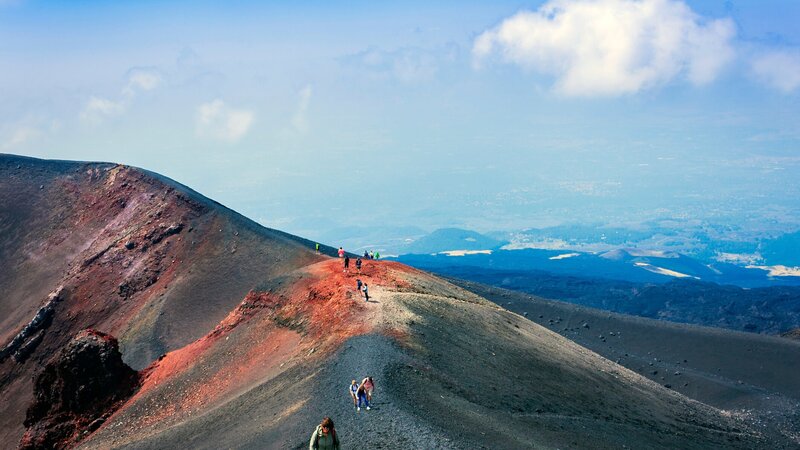 rsz_oost-sicilie-etna-excursie-mt_etna_jeep_and_hiking_tour_with_lunch_at_agriturismo_4