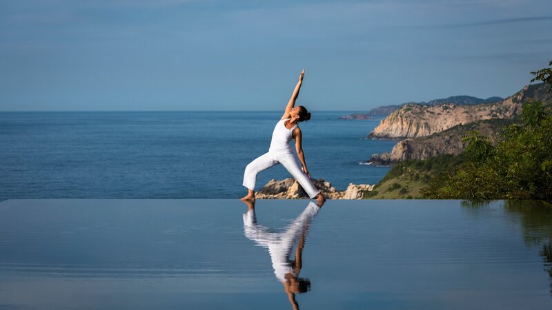 rsz_vietnam-stranden-zuid-vietnam-cliff-pool-yoga