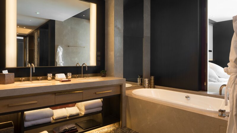 RWPPN_Grand Premier Bathroom