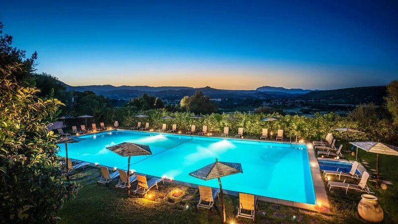 Sardinië-Oost-Sardinië-Su Gologone Experience Hotel-zwembad