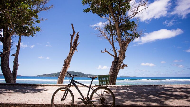 Seychellen-La-Digue-Domaine-de-l'Organeraie-Anse-Severe