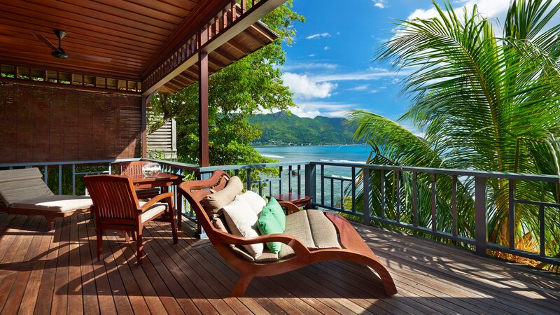 Seychellen-Mahe-Hilton-Northolme-Resort-&-Spa-Ocean-front-villa 1