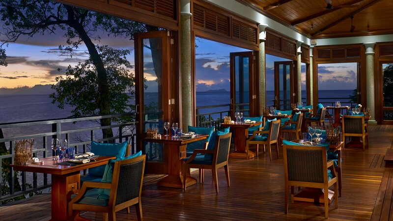 Seychellen-Mahe-Hilton-Northolme-Resort-&-Spa-restaurant
