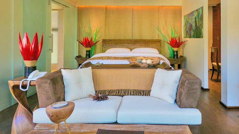 Seychellen-Praslin-Dhevatara-Beach-Hotel-pool-view-suite