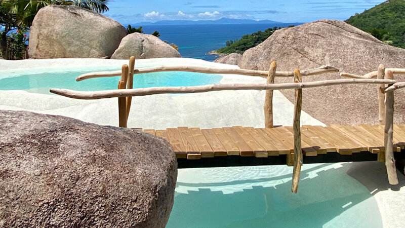Seychellen-Praslin-Le-Chateau-De-Feuilles-Ocean-view-deluxe-suite-met-zwembad-zwembad
