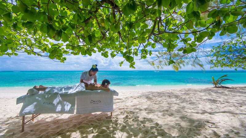 Seychellen-Private-Eilanden-Denis-Private-Island-massage-strand