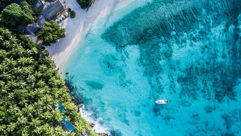 Seychellen-Private-eilanden-North-Island-luchtfoto-boot