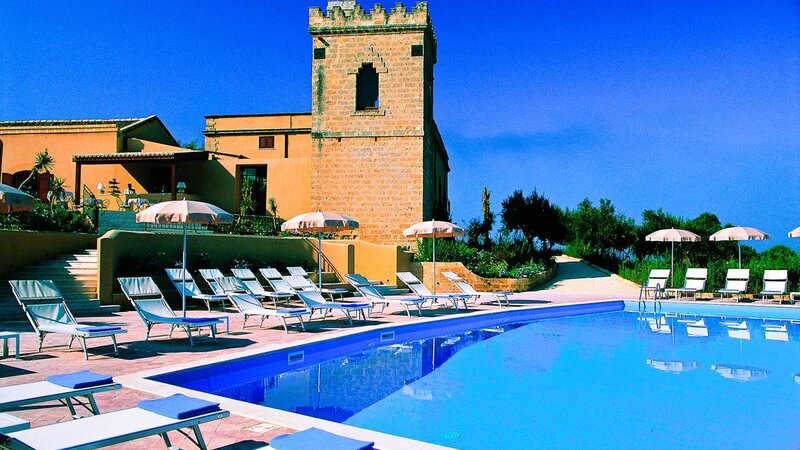 Sicilie-West-Sicilie-Baglio-Oneto-Hotel-zwembad