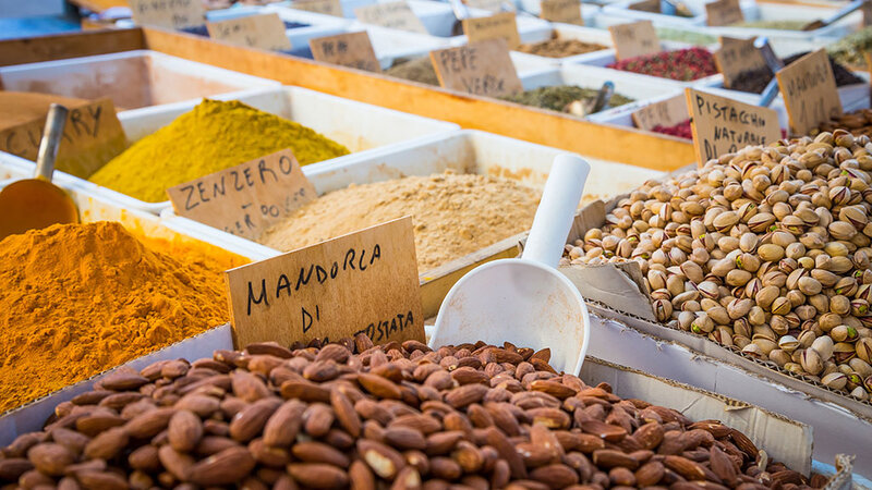 Sicilie-Zuidoost-Noto-markt-noten