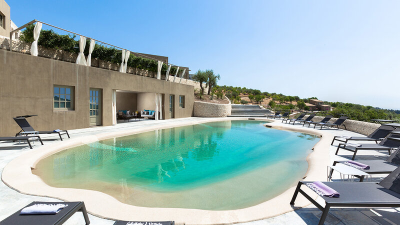 Sicilie-Zuidoost-Sicilie-Country-House-Villadorata-zwembad-2