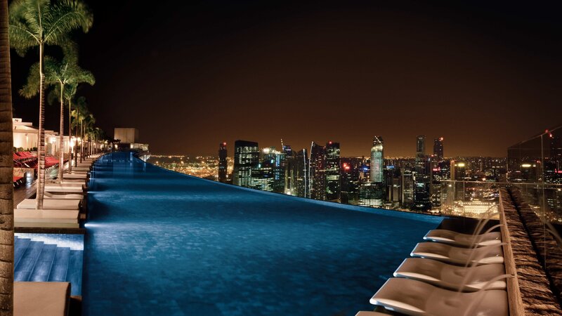 Singapore-Marina-Bay-Sands-Infinity-Pool-3