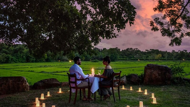 Sri-Lanka-Anuradhapura-Hotel-Ulagalla-romantisch diner