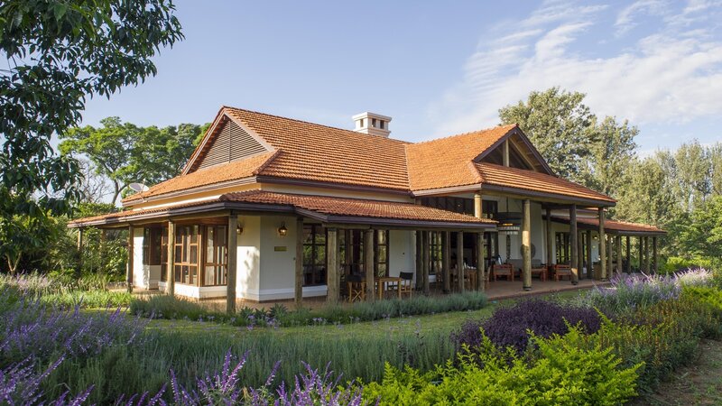 Tanzania-Arusha-legendary-lodge-meru-cottage