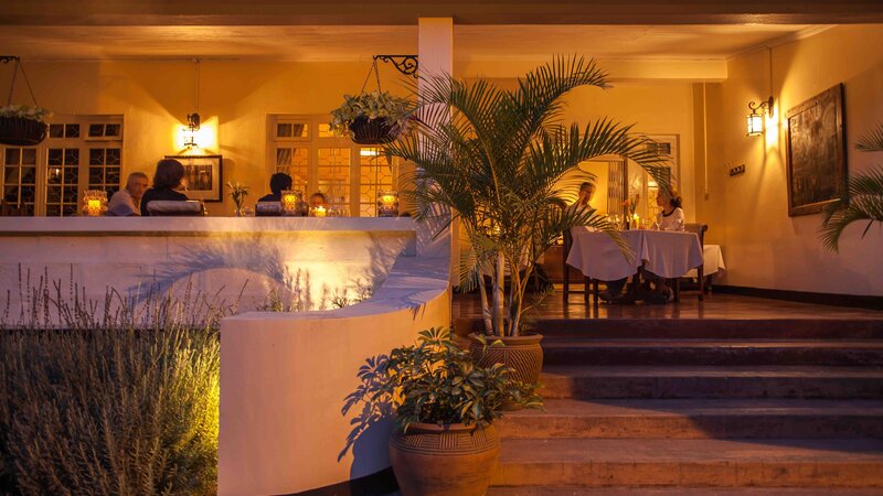 Tanzania-Arusha-legendary-lodge-restaurant