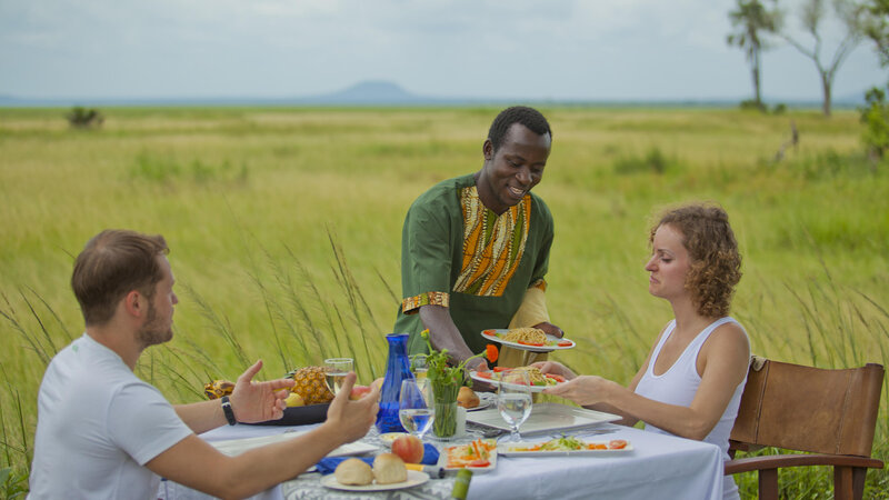 Tanzania-Katavi NP-Mbali-Mbali-Katavi-Lodge-koppel-ontbijt