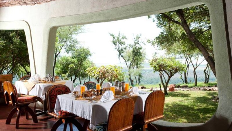 Tanzania-Lake-Manyara-Serena-Safari-Lodge-restaurant-2