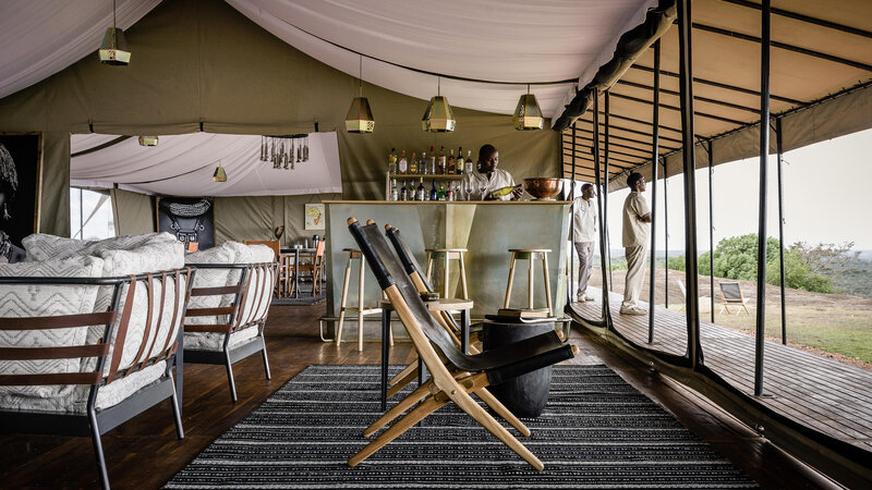 Tanzania-Sanctuary-Kichakani-Serengeti-Camp-bar