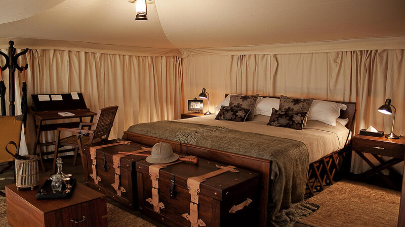 Tanzania-Serengeti NP-Elewana-Serengeti-Pioneer-Camp-bed