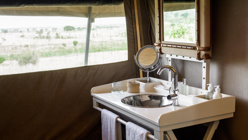 Tanzania-Serengeti NP-Singita-Mara-River-Tented-Camp-wastafel