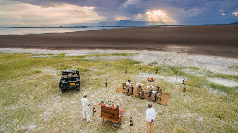 Tanzania-Tarangire-NP-Little-Chem-Chem-Sundowners-on-the-edge-of-Lake-Burunge-3