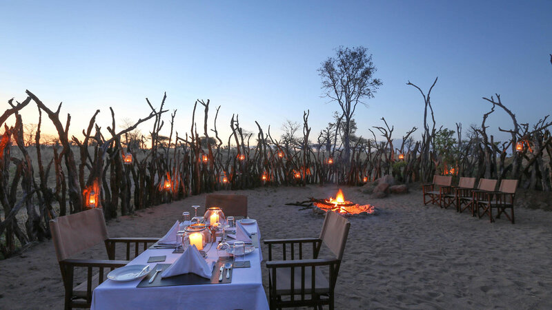 Tanzania-Tarangire-NP-Nimali-Tarangire-kampvuur-diner