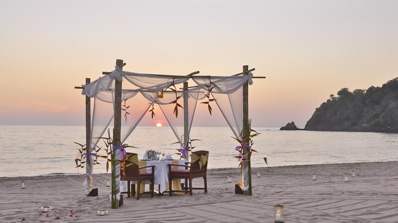 Thailand-Koh-Lanta-Hotel-Pimalai-strand-romantisch-diner