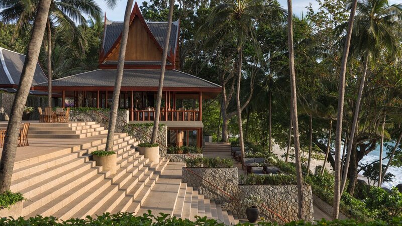 Thailand-Phuket-Hotel-Amanpuri-resort-steps