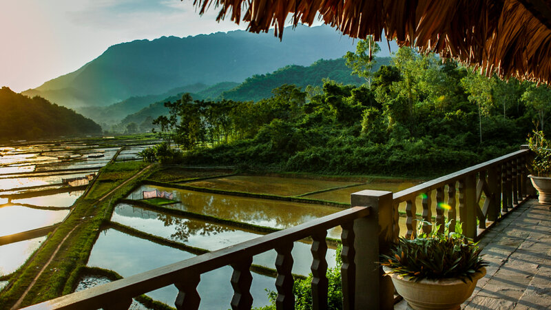 Vietnam-Mai-Chau-Ecolodge-Mai-Chau-uitzicht-rijstpaddies