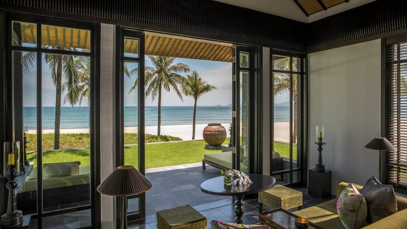 Vietnam-Stranden-Midden-Vietnam-Four-Seasons-Nam-Hai-Beachfront-villa-ocean-view