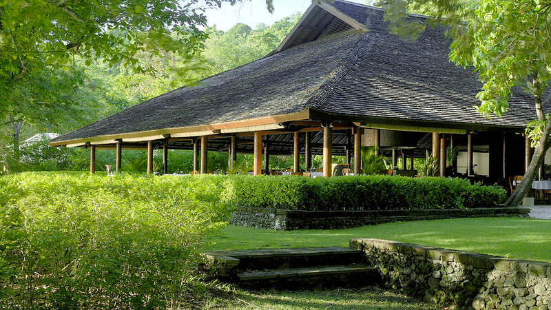 West-Sumbawa-Amanwana-dining-room