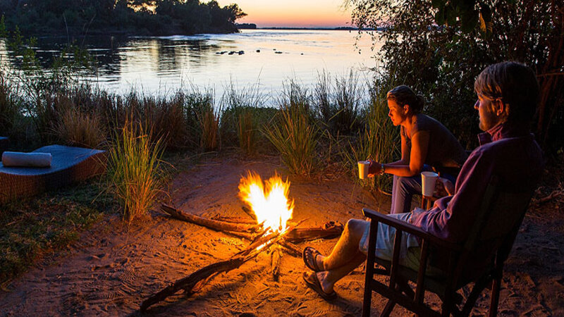 Zambia-Lower-Zambezi-Chongwe-River-Camp-firepit