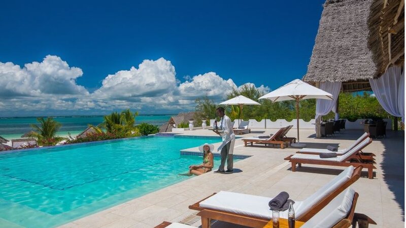 Zanzibar-Konoko-Beach-Resort-zwembad-koppel
