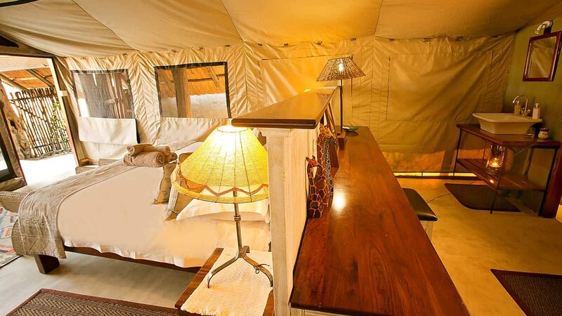 Zimbabwe-Hwangwe-National-Park-The-Hide-Safari-Camp-tent